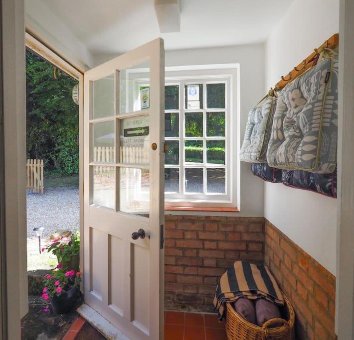 Landford'S Cottage, Your Retreat! Luaran gambar
